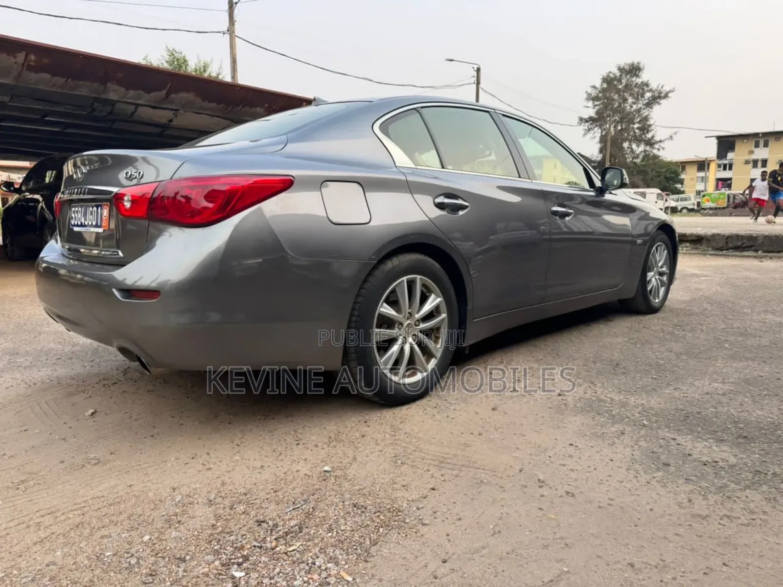 Infiniti Q50 2019 Autre