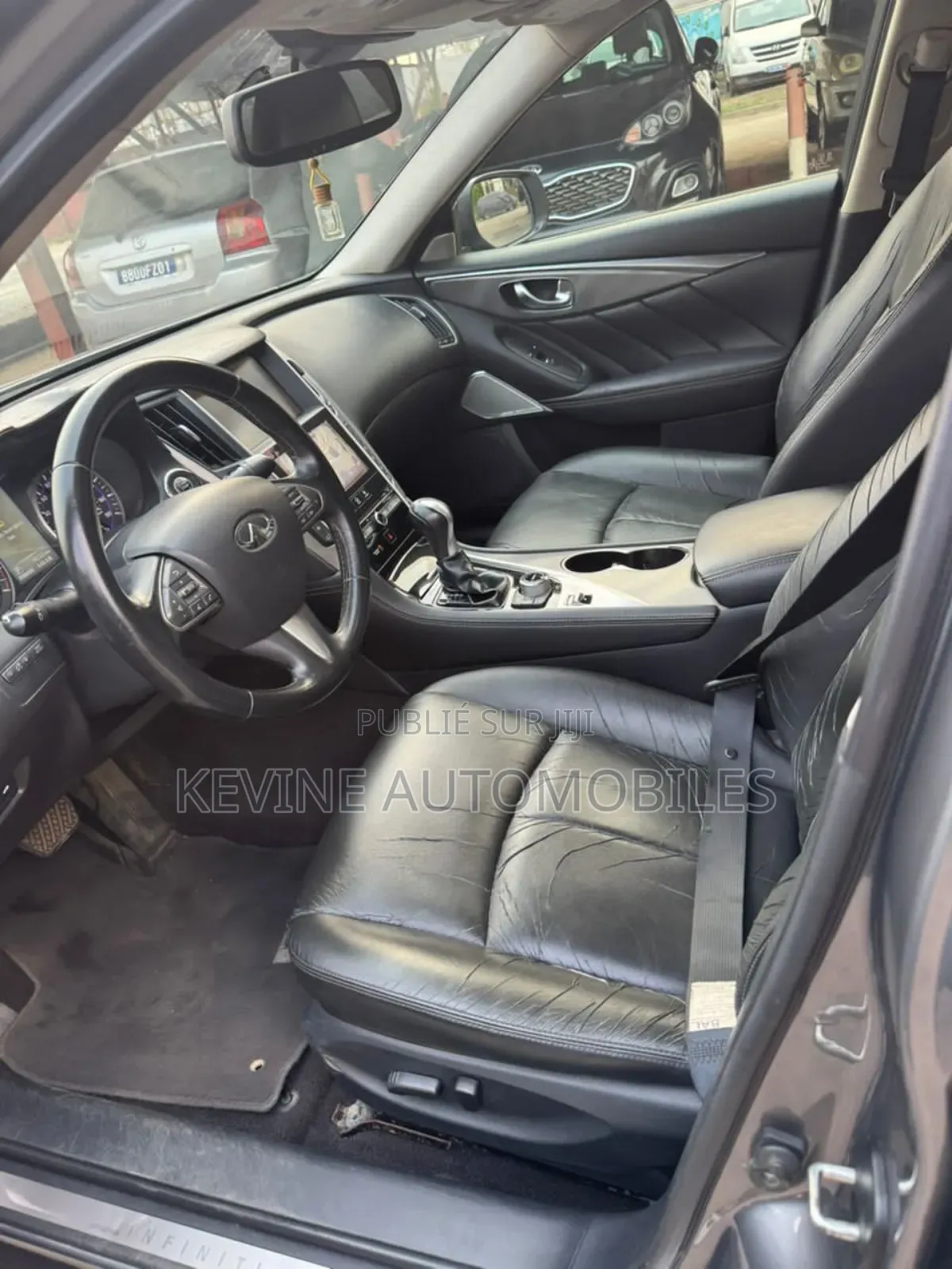 Infiniti Q50 2019 Autre