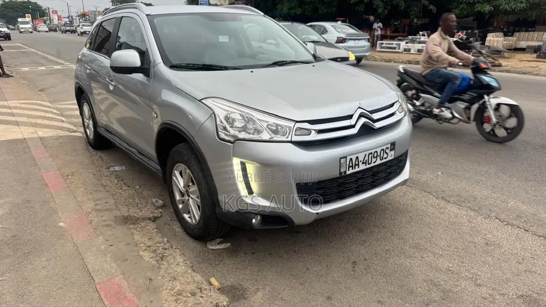 Citroen C3 Aircross 1.6 Petrol FWD 2014 Gris