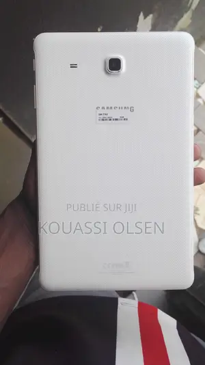 Photo - Samsung Galaxy Tab E SM-T561 16 GB Blanc