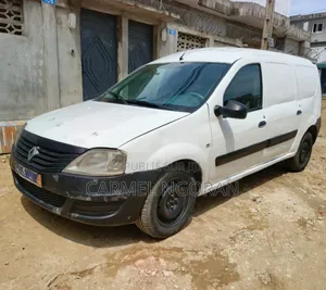 Photo - Renault Logan 2014 Blanc