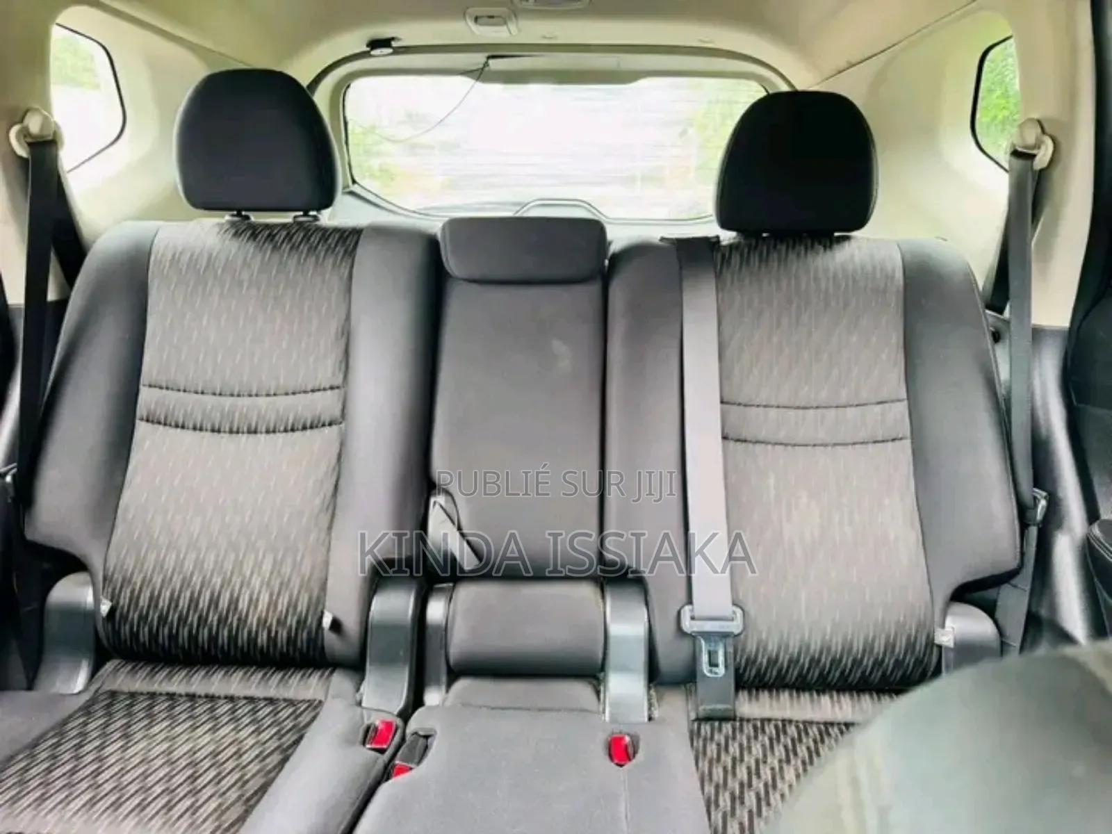Nissan Rogue S FWD 2018 Gris