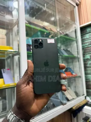 Photo - Pomme iPhone 11 Pro Max 64 GB Vert