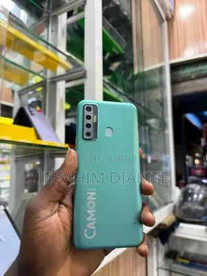 Photo - Tecno Camon 30 256 GB Vert