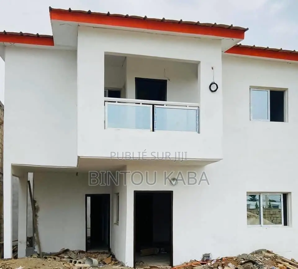 3chbre Duplex dans Luxueuse Immobilier, Cocody à Vendre