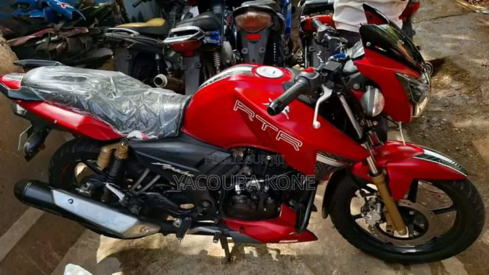 Neuf TVS Apache 180 RTR 2022 Rouge