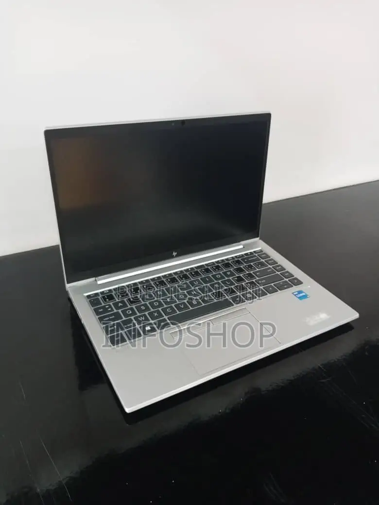 New HP EliteBook 840 G8 16GB Intel Core I5 SSD 256GB