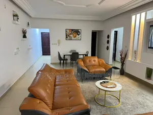 Furnished 2chbre Appartement dans Cocody à Louer