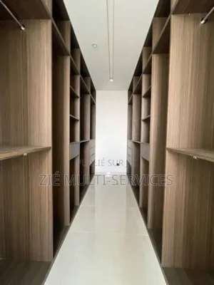 7chbre Duplex dans Zié Multi-Service, Cocody à Vendre