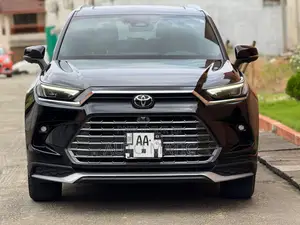 Photo - Toyota Highlander Platinum AWD 2024 Noir