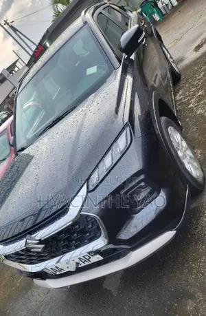 Photo - Suzuki Vitara 2024 Gris