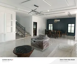 Furnished 11chbre Duplex dans Zié Multi-Service, Bingerville à Vendre