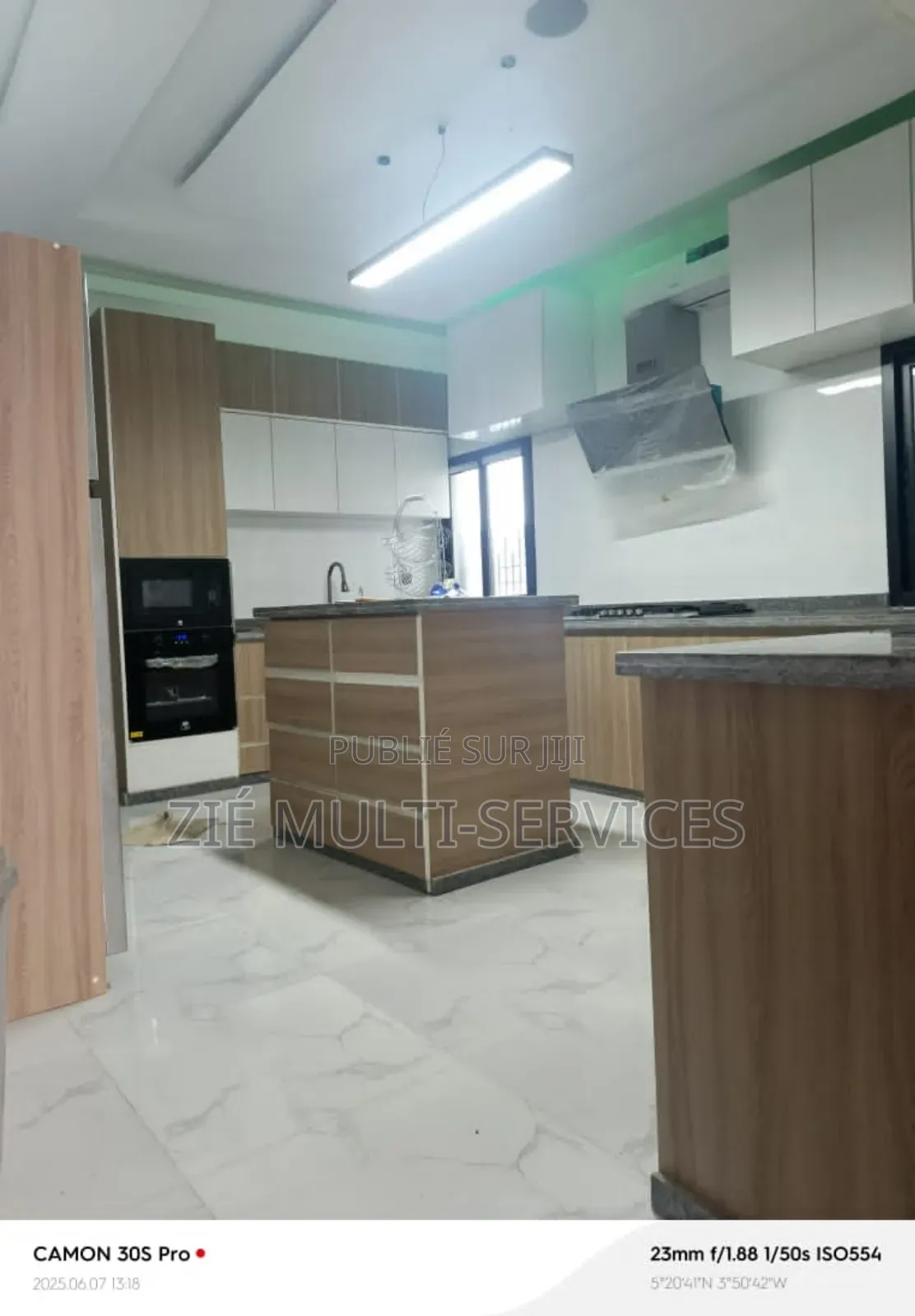 Furnished 11chbre Duplex dans Zié Multi-Service, Bingerville à Vendre