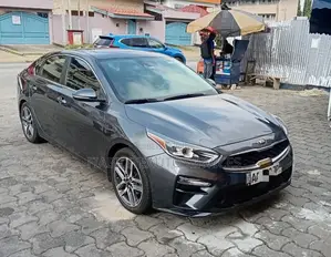 Kia Forte EX 2020 Gris