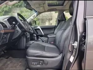 Toyota Land Cruiser Prado 2021 Noir