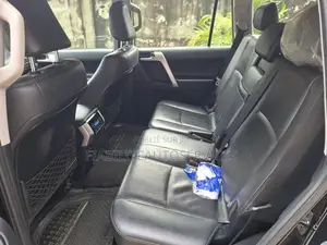 Toyota Land Cruiser Prado 2021 Noir