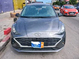 Photo - Hyundai I10 2022 Gris