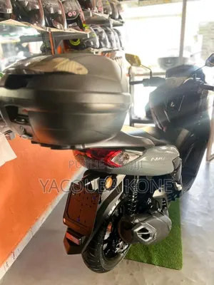 Neuf Yamaha NMAX 155 2022 Gris