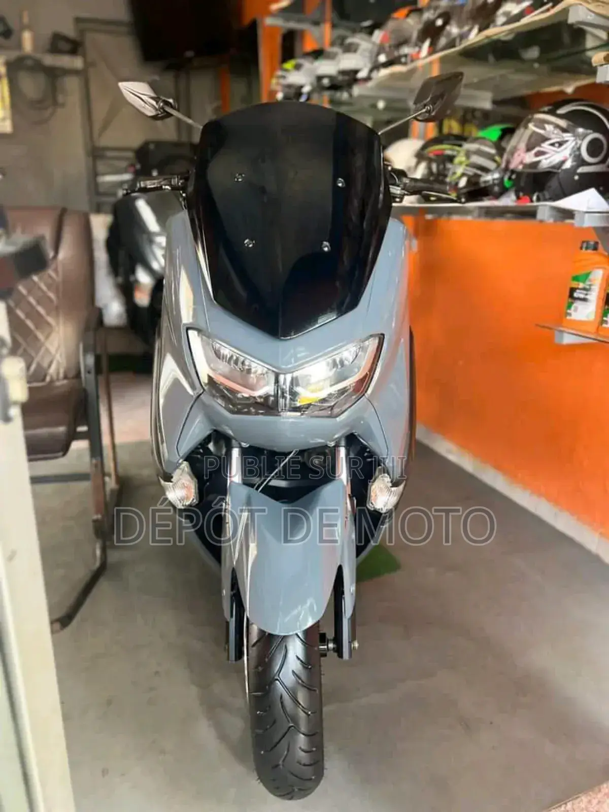 Neuf Yamaha NMAX 155 2022 Gris