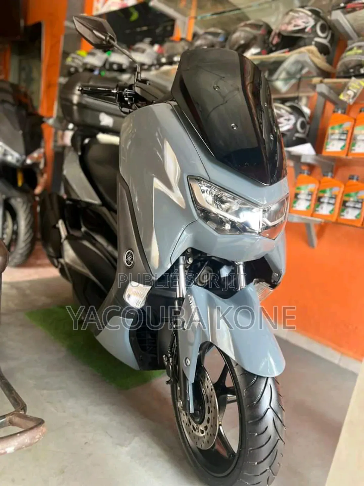 Neuf Yamaha NMAX 155 2022 Gris