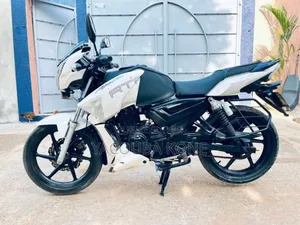 Neuf TVS Apache 180 RTR 2022 Blanc