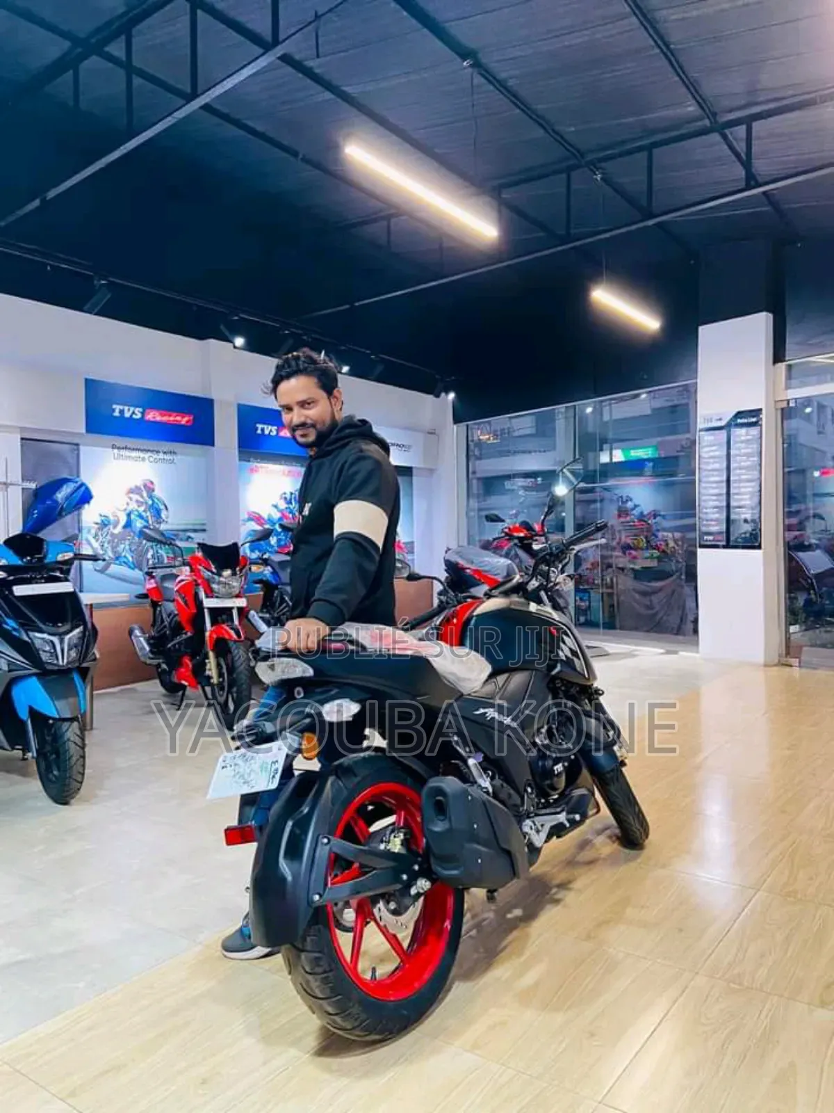 Neuf TVS Apache 160 4V 2023 Autre