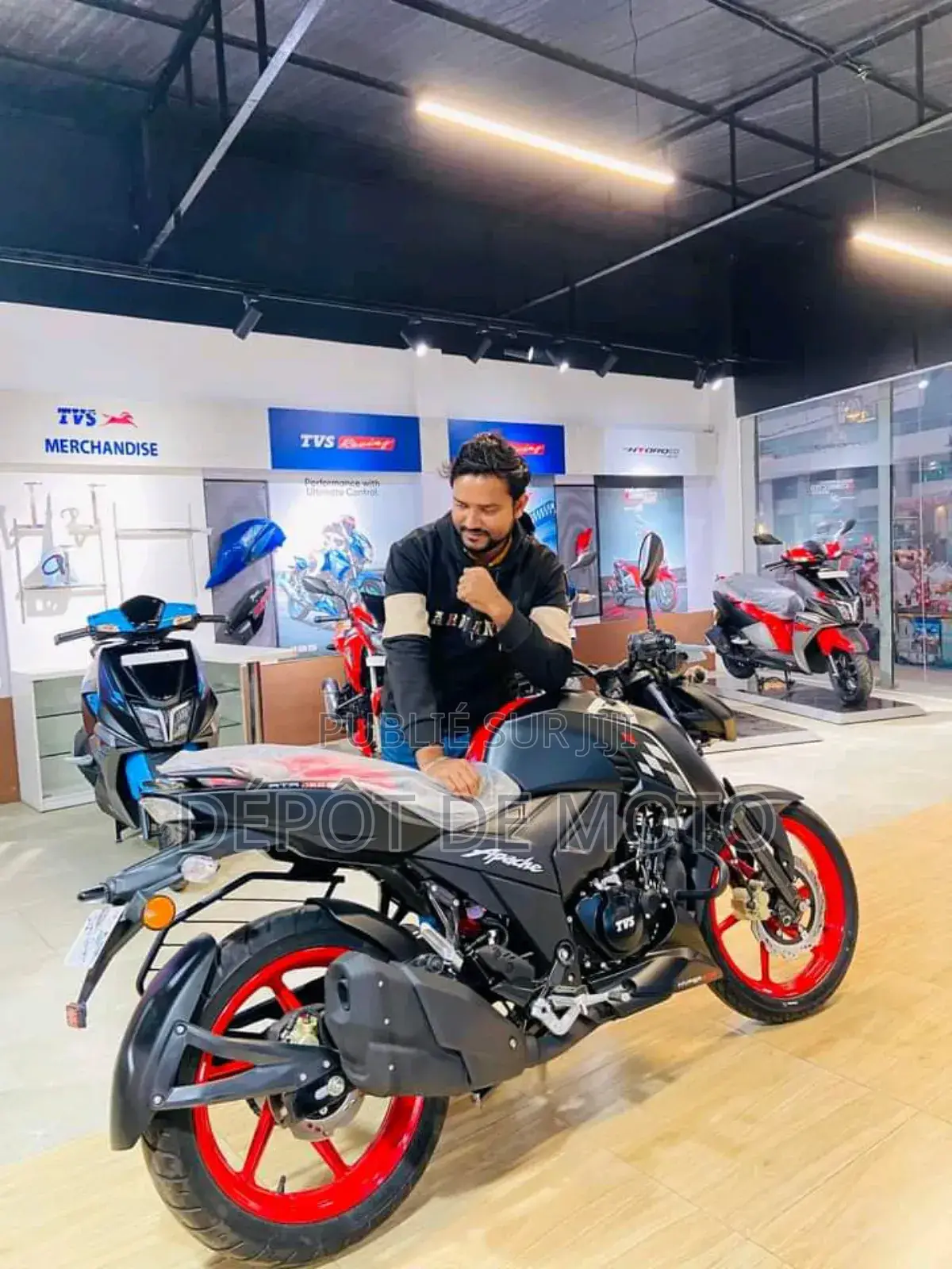 Neuf TVS Apache 160 4V 2023 Autre