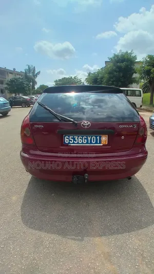 Toyota Corolla 2002 Rouge