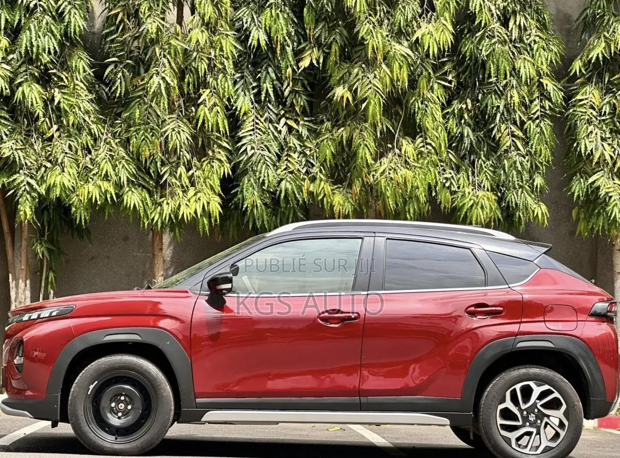 Suzuki Fronx 2025 Rouge