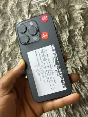 Photo - Apple iPhone 14 Pro 128 GB Noir