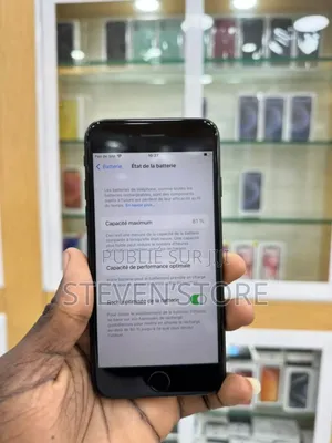 Pomme iPhone 7 32 GB Noir