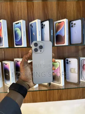 Photo - Pomme iPhone 15 Pro Max 256 GB Bronze