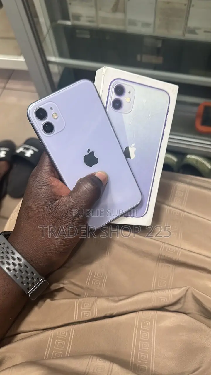 Pomme iPhone 11 64 GB Violet