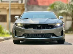 Photo - Chevrolet Camaro 2019 Gris