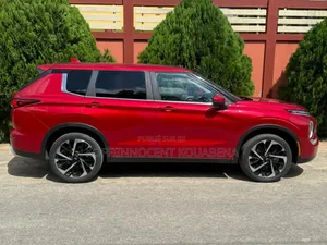 Mitsubishi Outlander SE 2023 Rouge