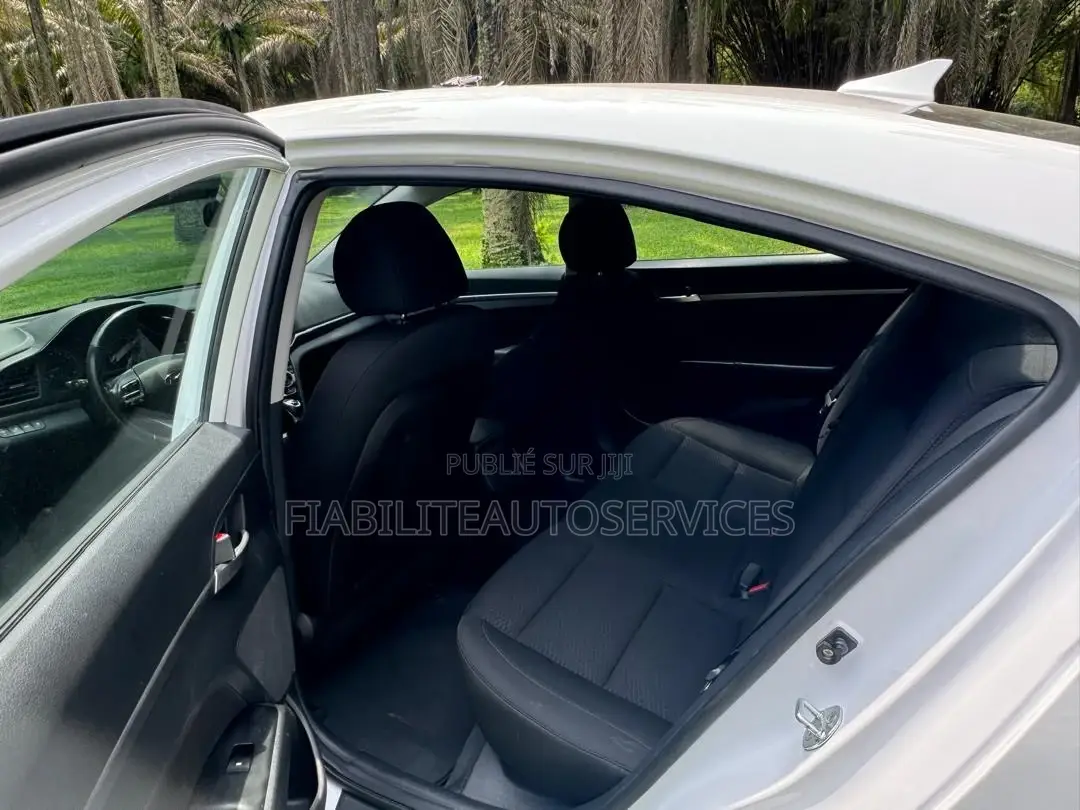Hyundai Elantra SE 2020 Blanc