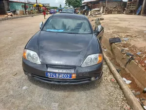 Photo - Hyundai S-Coupe 1.5 1995 Gris