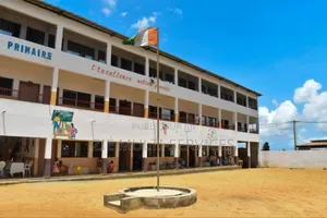 Furnished 20chbre Appartement-terrasse à Vendre