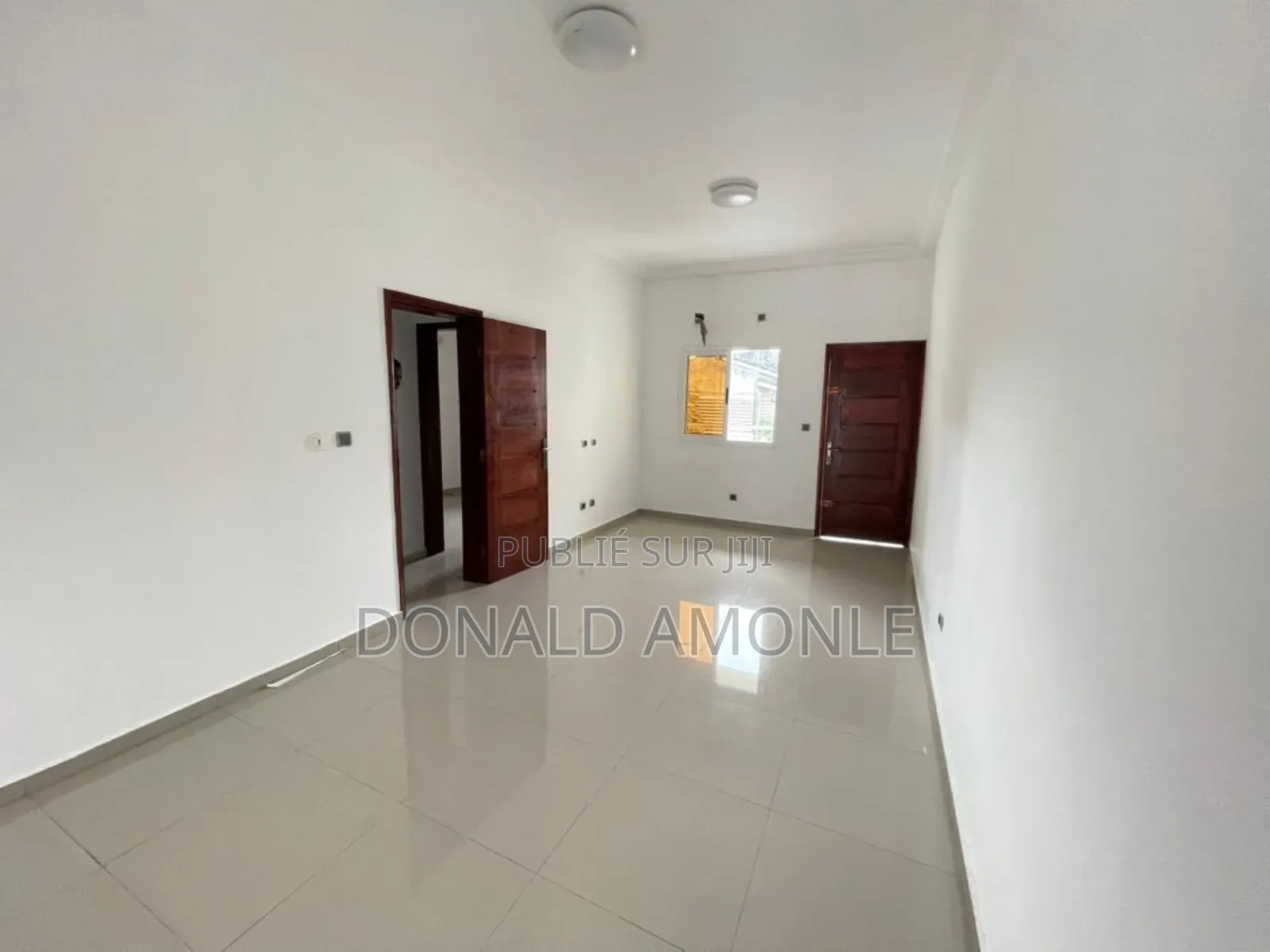 03 Pièces Disponible À Faya