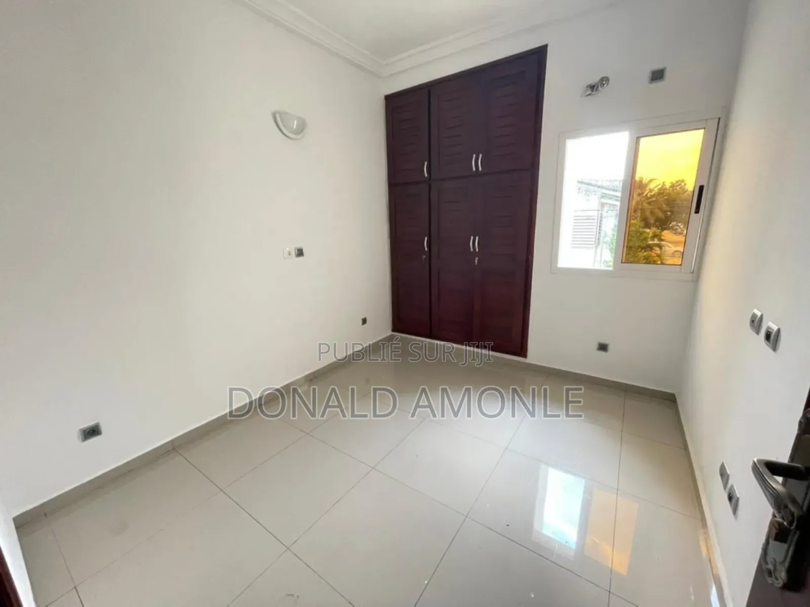 03 Pièces Disponible À Faya