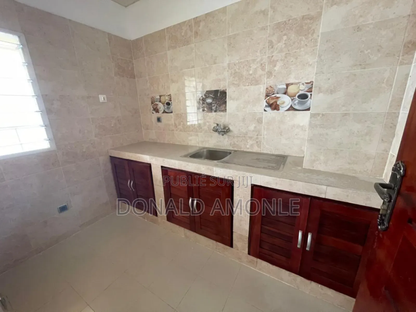 03 Pièces Disponible À Faya