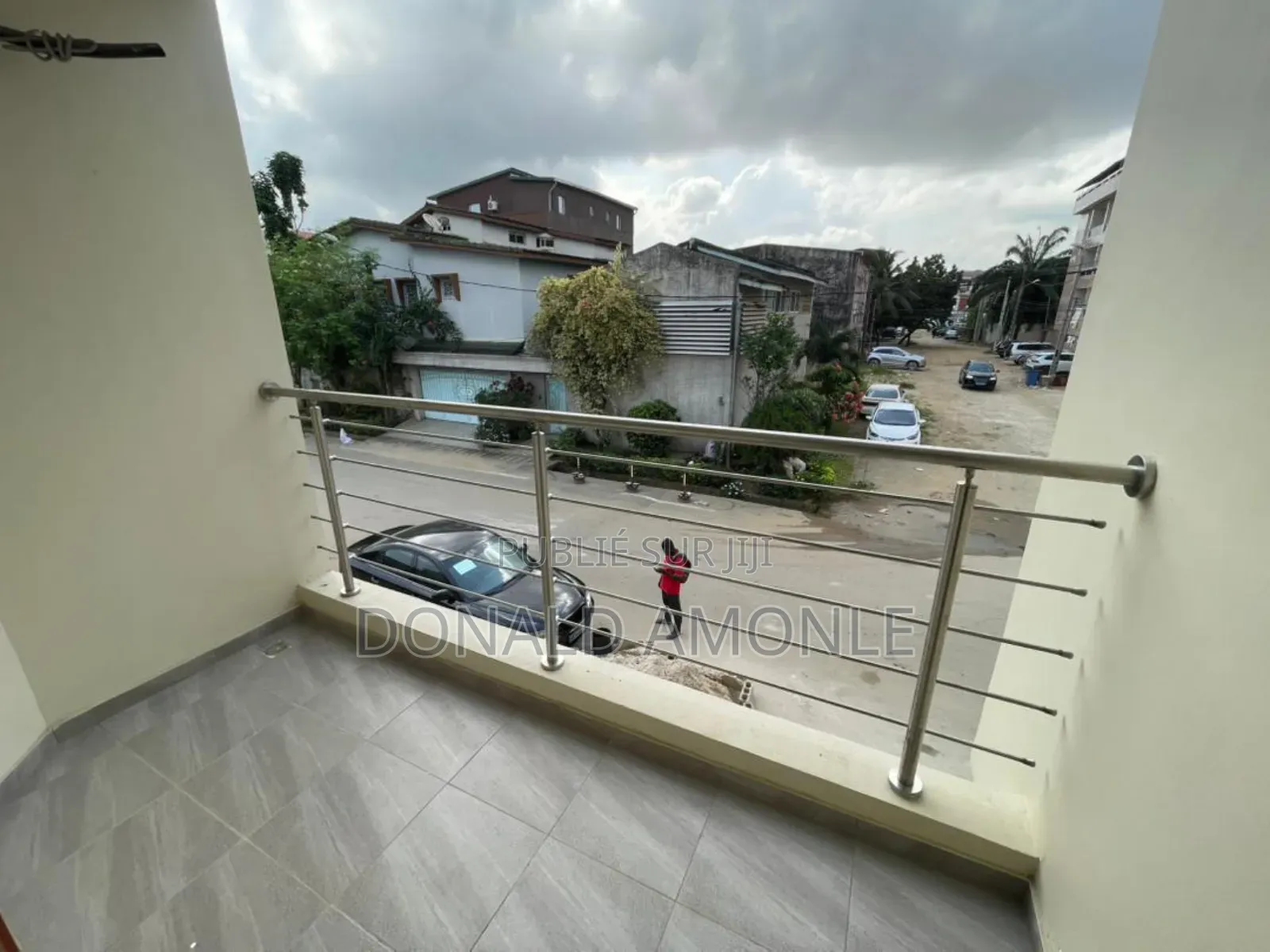 03 Pièces Disponible À Faya