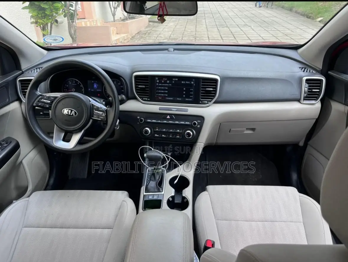 Kia Sportage LX 2021 Rouge