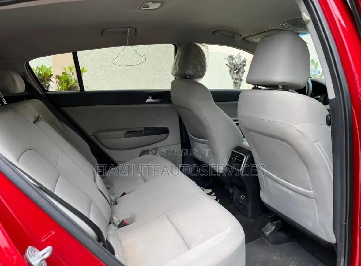 Kia Sportage LX 2021 Rouge
