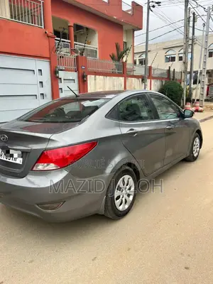 Hyundai Accent SE Sedan 2016 Gris