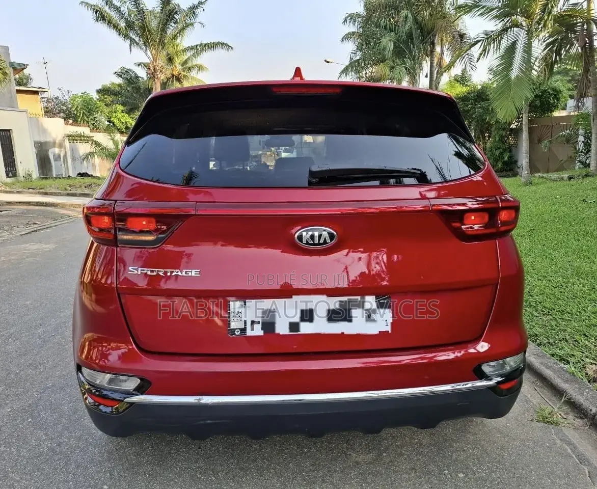 Kia Sportage LX 2021 Rouge