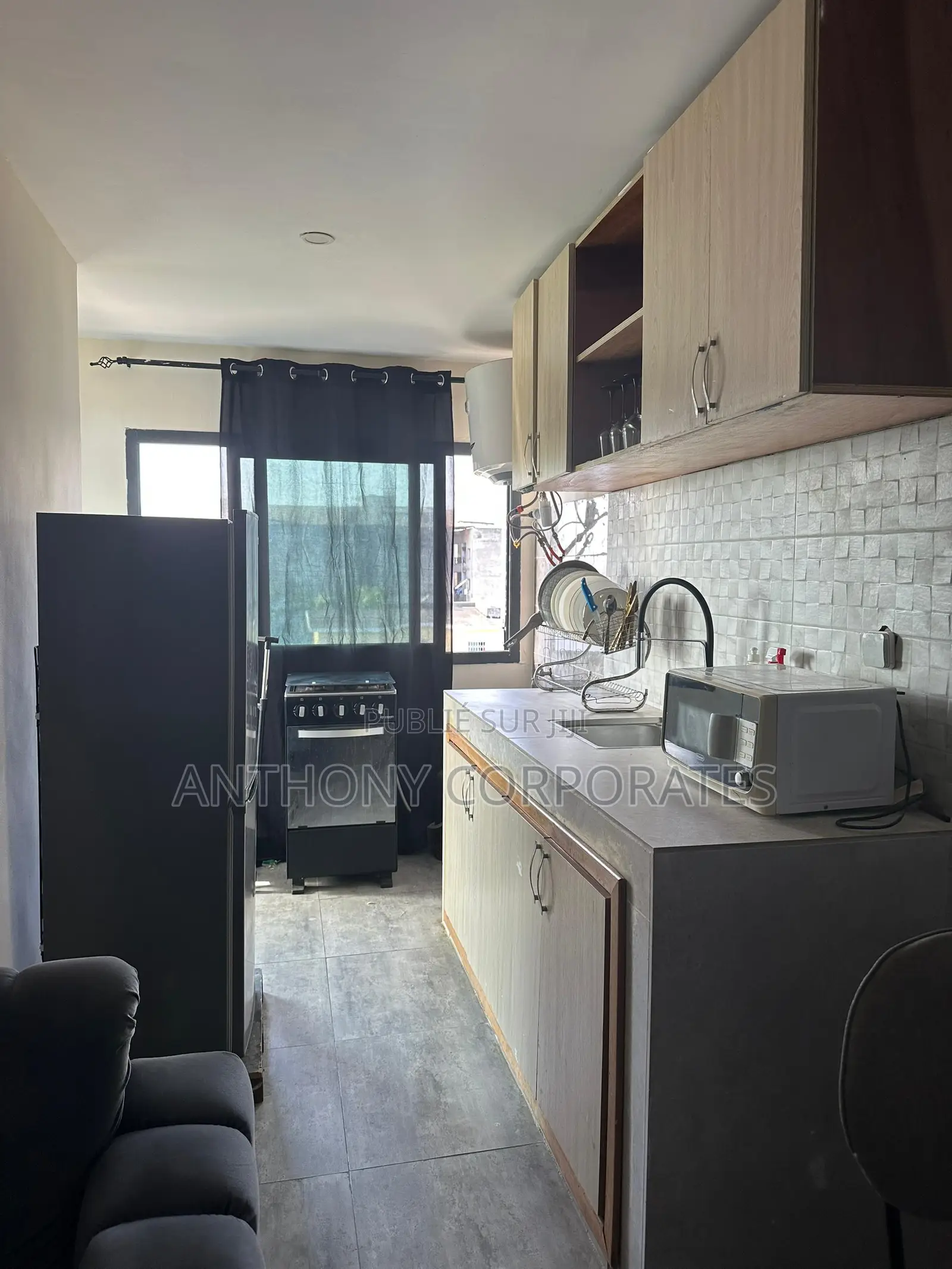 Furnished 1chbre Appartement dans Anthony, Cocody à Louer