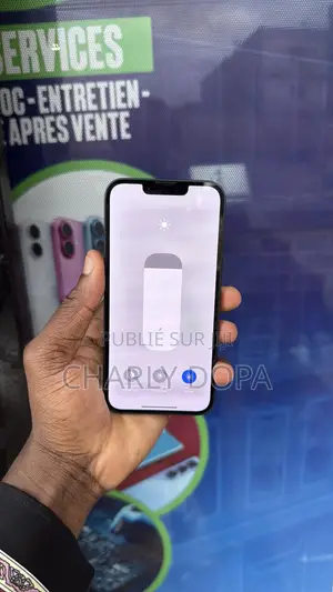 Apple iPhone 14 128 GB Noir