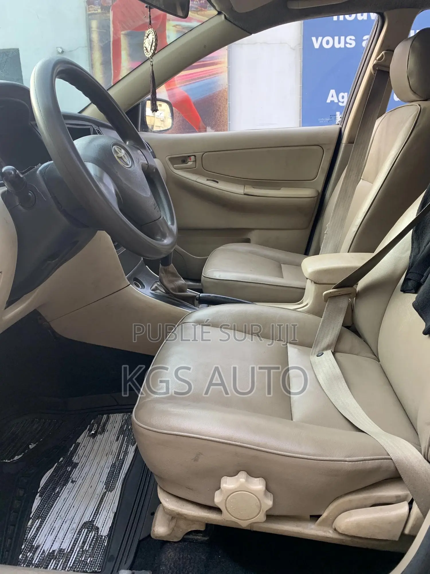 Toyota Corolla L 4dr Sedan (1.8L 4cyl CVT) 2017 Bleu