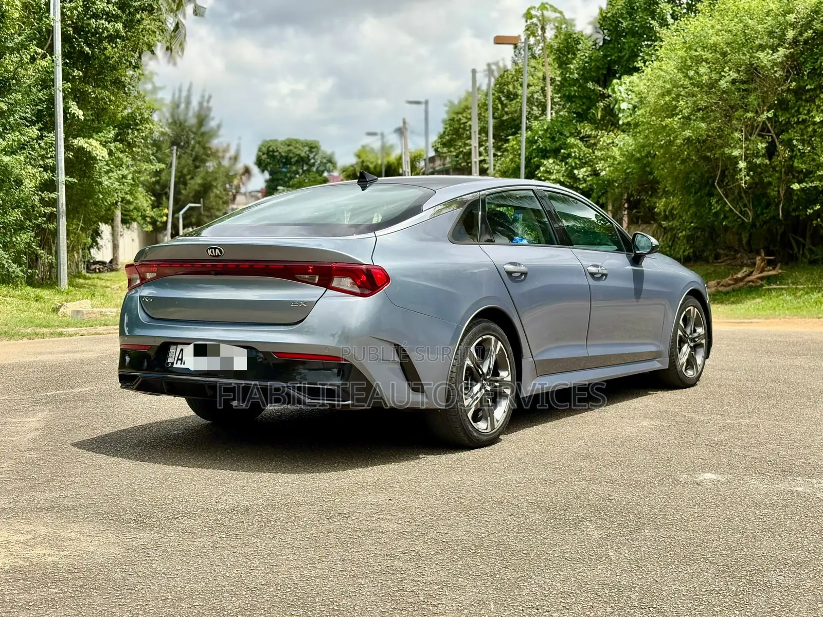 Kia K5 1.6 T-GDI 2021 Gris